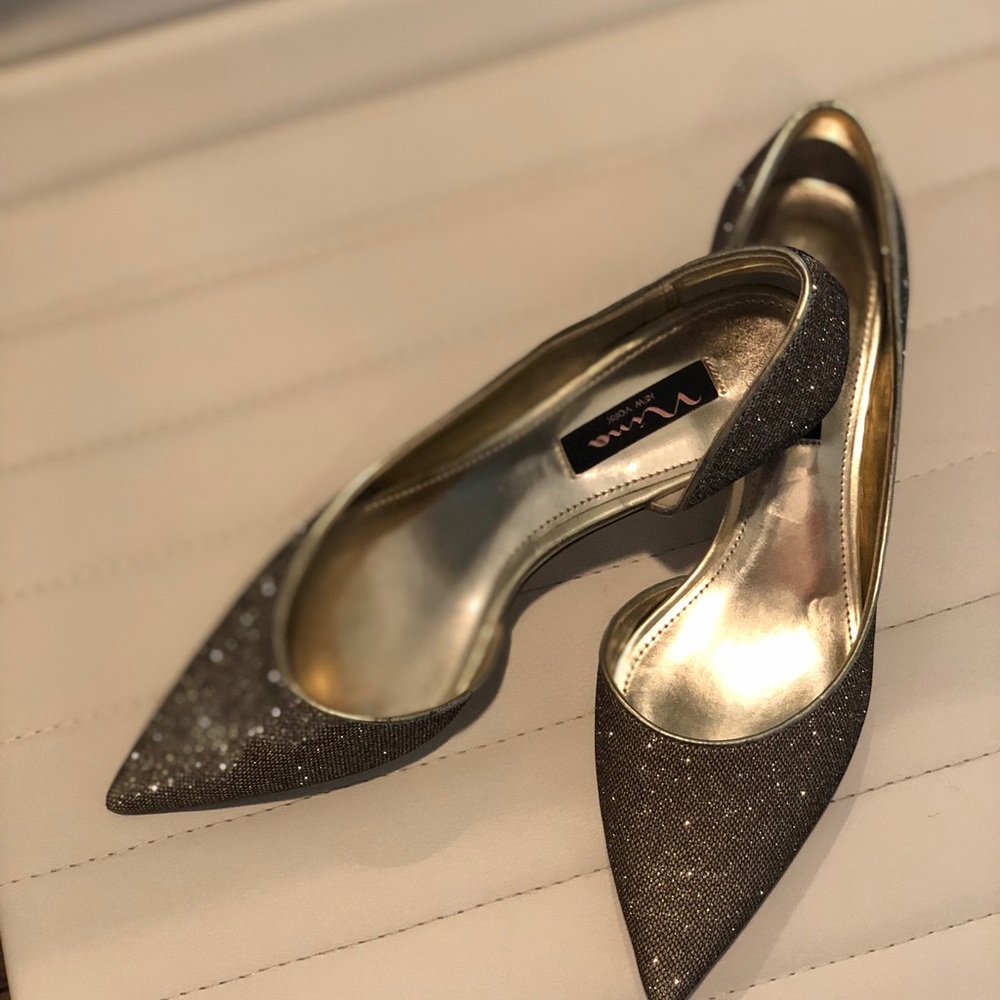 Gold Glitter Pointed Toe Kitten heels